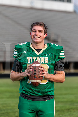 Boylan Varsity Senior Banner Shoot 8-4-2026-0190