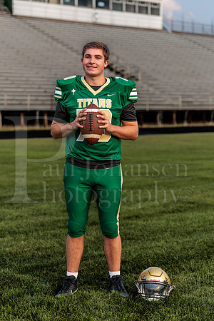 Boylan Varsity Senior Banner Shoot 8-4-2026-0194
