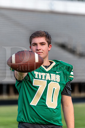 Boylan Varsity Senior Banner Shoot 8-4-2026-0198