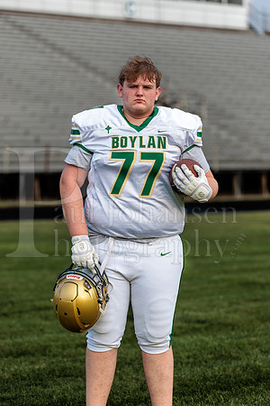 Boylan Varsity Senior Banner Shoot 8-4-2026-0207
