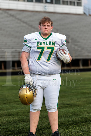 Boylan Varsity Senior Banner Shoot 8-4-2026-0212