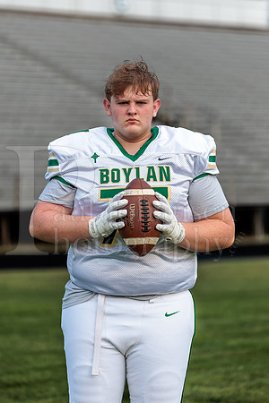 Boylan Varsity Senior Banner Shoot 8-4-2026-0225