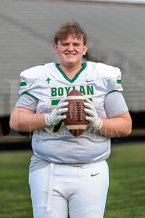 Boylan Varsity Senior Banner Shoot 8-4-2026-0230