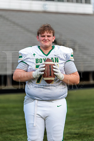 Boylan Varsity Senior Banner Shoot 8-4-2026-0233