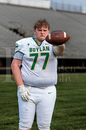Boylan Varsity Senior Banner Shoot 8-4-2026-0241