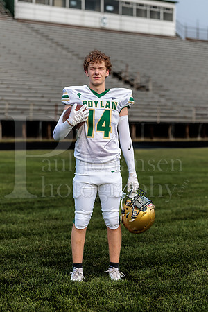 Boylan Varsity Senior Banner Shoot 8-4-2026-0246