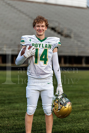 Boylan Varsity Senior Banner Shoot 8-4-2026-0253