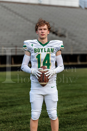 Boylan Varsity Senior Banner Shoot 8-4-2026-0264
