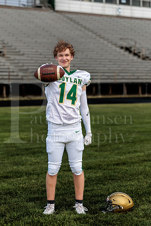 Boylan Varsity Senior Banner Shoot 8-4-2026-0276