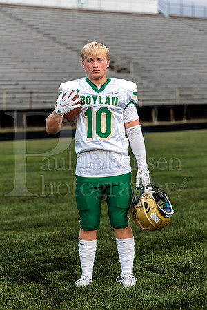 Boylan Varsity Senior Banner Shoot 8-4-2026-0285