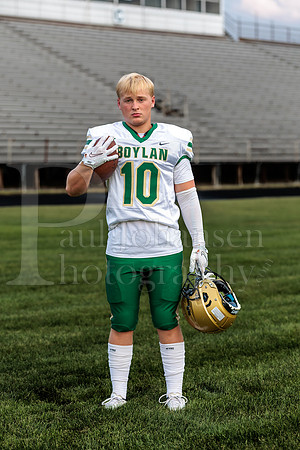 Boylan Varsity Senior Banner Shoot 8-4-2026-0288