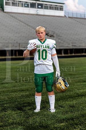 Boylan Varsity Senior Banner Shoot 8-4-2026-0297