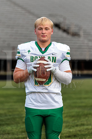 Boylan Varsity Senior Banner Shoot 8-4-2026-0309