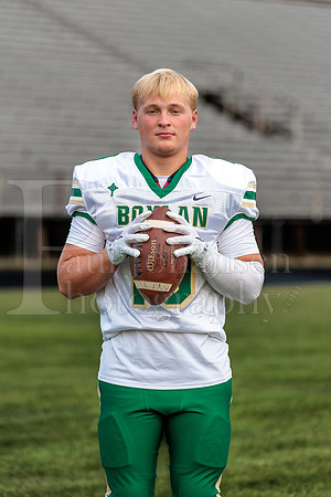 Boylan Varsity Senior Banner Shoot 8-4-2026-0310