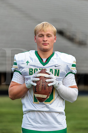 Boylan Varsity Senior Banner Shoot 8-4-2026-0312