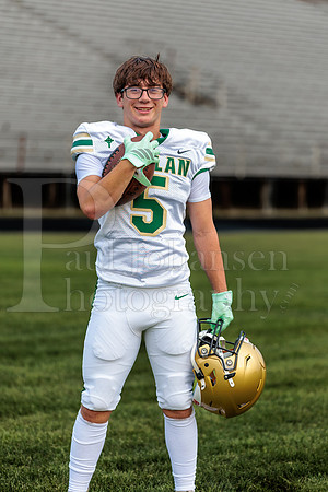 Boylan Varsity Senior Banner Shoot 8-4-2026-0336