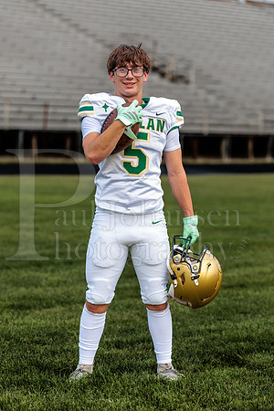 Boylan Varsity Senior Banner Shoot 8-4-2026-0339