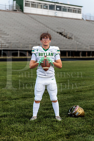 Boylan Varsity Senior Banner Shoot 8-4-2026-0365
