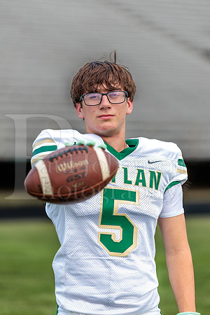 Boylan Varsity Senior Banner Shoot 8-4-2026-0368