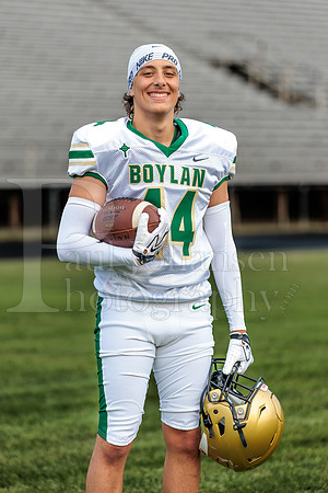 Boylan Varsity Senior Banner Shoot 8-4-2026-0379