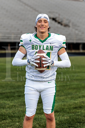 Boylan Varsity Senior Banner Shoot 8-4-2026-0398