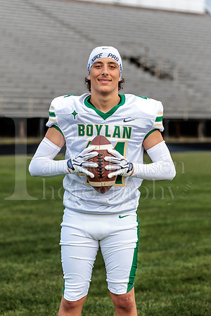 Boylan Varsity Senior Banner Shoot 8-4-2026-0399