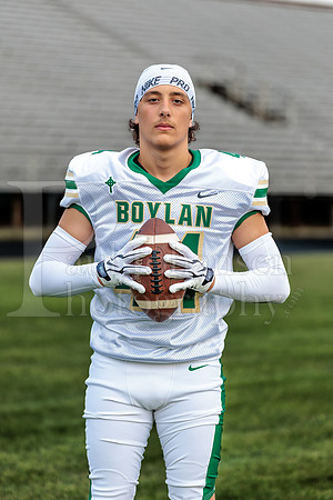 Boylan Varsity Senior Banner Shoot 8-4-2026-0404