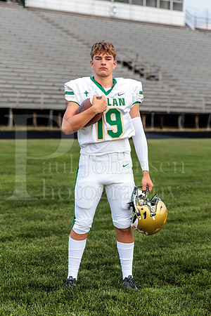 Boylan Varsity Senior Banner Shoot 8-4-2026-0420