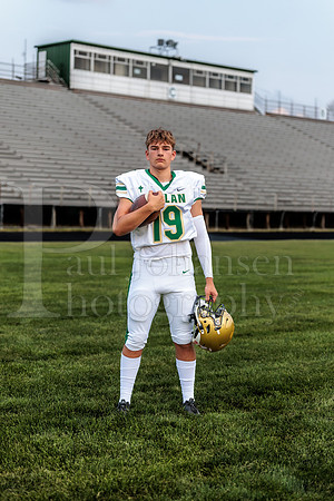 Boylan Varsity Senior Banner Shoot 8-4-2026-0421