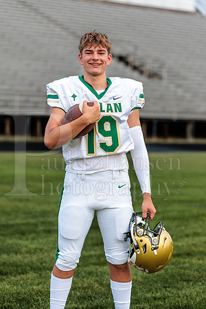 Boylan Varsity Senior Banner Shoot 8-4-2026-0428