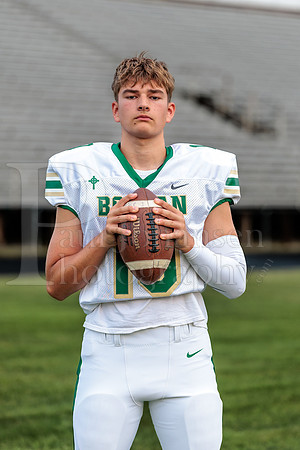 Boylan Varsity Senior Banner Shoot 8-4-2026-0441