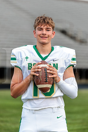 Boylan Varsity Senior Banner Shoot 8-4-2026-0449