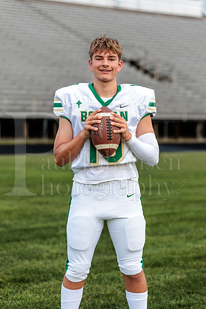 Boylan Varsity Senior Banner Shoot 8-4-2026-0452