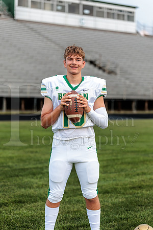 Boylan Varsity Senior Banner Shoot 8-4-2026-0451