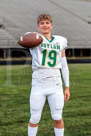 Boylan Varsity Senior Banner Shoot 8-4-2026-0462