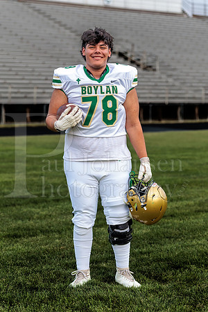 Boylan Varsity Senior Banner Shoot 8-4-2026-0467