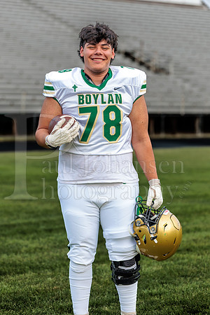 Boylan Varsity Senior Banner Shoot 8-4-2026-0469