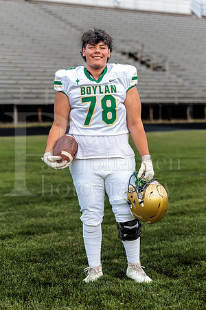 Boylan Varsity Senior Banner Shoot 8-4-2026-0475