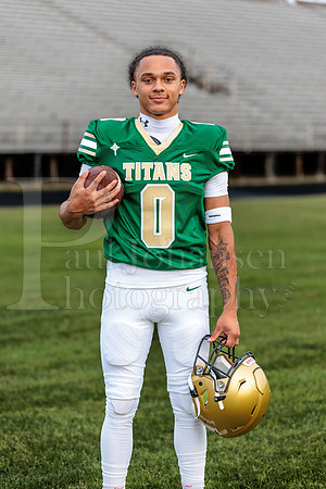 Boylan Varsity Senior Banner Shoot 8-4-2026-0519