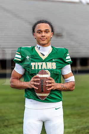 Boylan Varsity Senior Banner Shoot 8-4-2026-0536