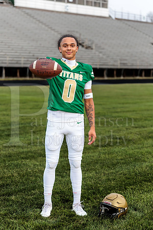 Boylan Varsity Senior Banner Shoot 8-4-2026-0543
