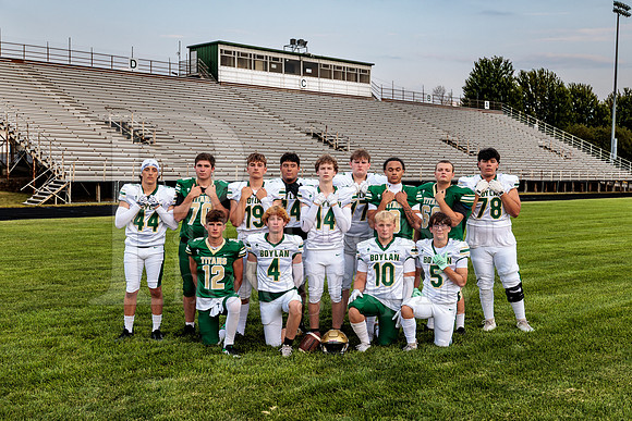 Boylan Varsity Senior Banner Shoot 8-4-2026-0564