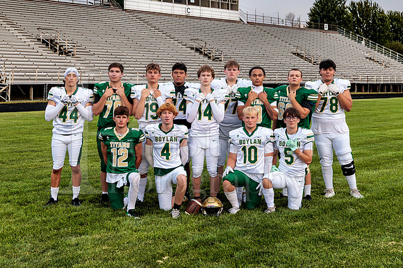 Boylan Varsity Senior Banner Shoot 8-4-2026-0567