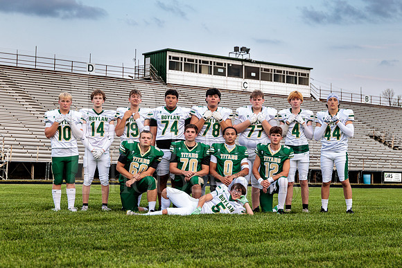 Boylan Varsity Senior Banner Shoot 8-4-2026-0613