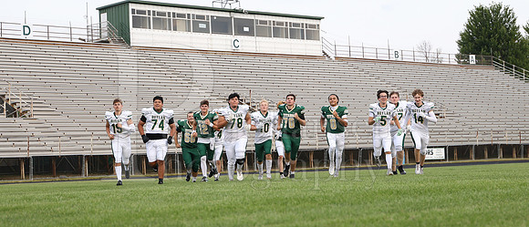 Boylan Varsity Senior Banner Shoot 8-4-2026-0632