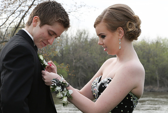 Julia Brun Prom 2013 -0085