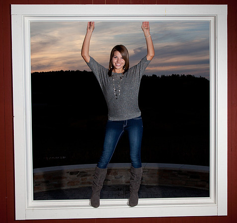 Lindsay Melling Senior Images-0613
