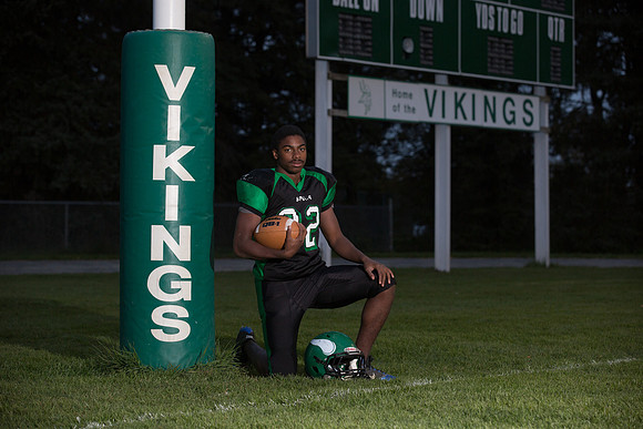 North Boone Varsity Football Team Pictures 10-28-2013-9314