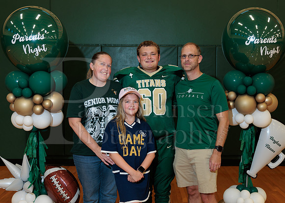 Boylan Parent Night Portraits 9-4-2026-0032