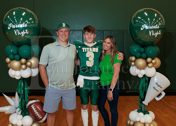 Boylan Parent Night Portraits 9-4-2026-0035